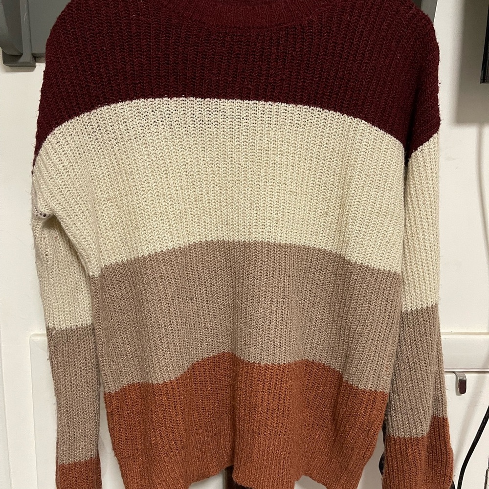 Stripped knitted sweater